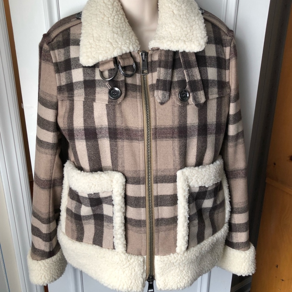 GORGEOUS NWOT  BURBERRY WOOL/SHEARLING TRIM PLAID